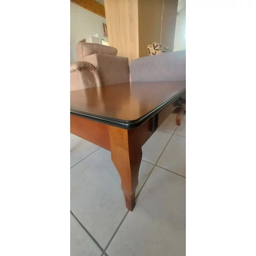 Padova elegáns dohányzóasztal