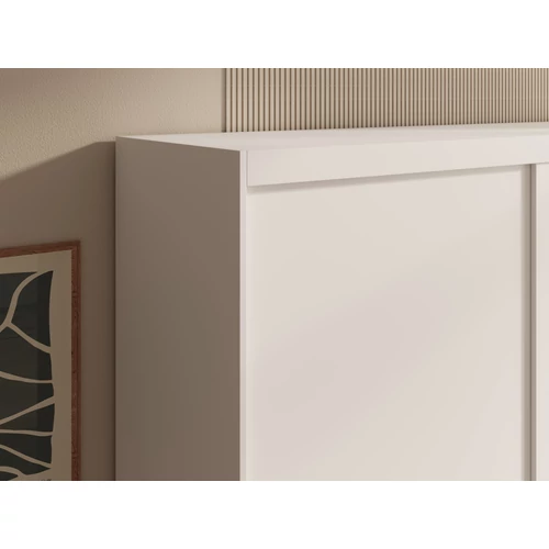 Modern design és sok tárolóhely