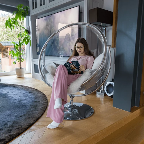 Ezüstszínű fotel  modern és elegáns