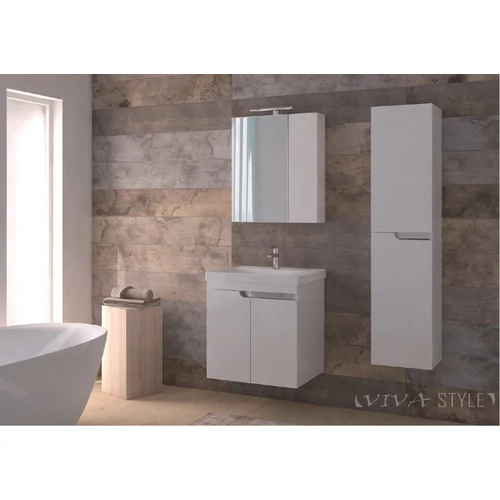 Elegáns design a kád mellett