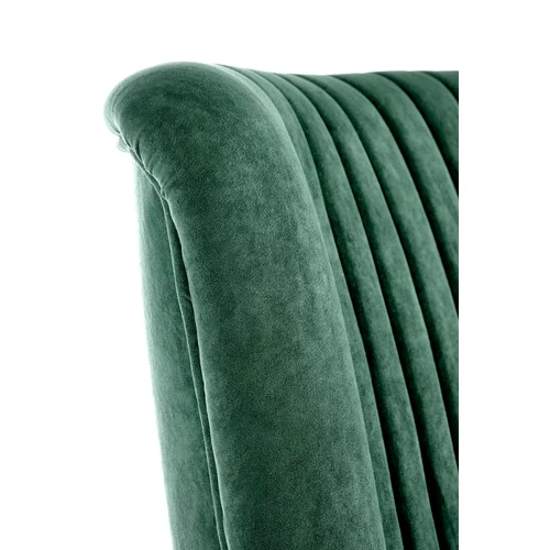 Elegáns fotelben
