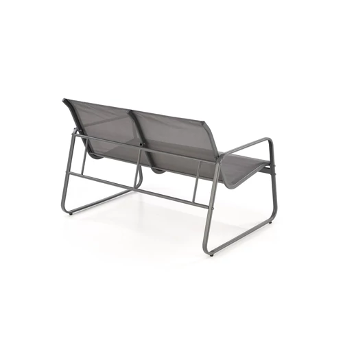 Fotelben pihenhet