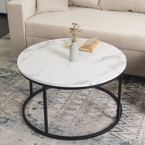 Elegáns asztal modern designnal
