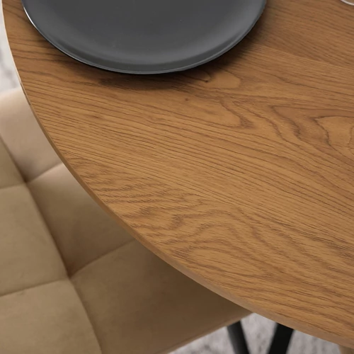 Modern design fekete elemekkel