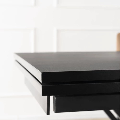 REX asztal loft stílusú étkezőben