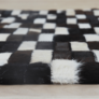 Kép 7/9 - Luxus bőrszőnyeg, barna /fekete/fehér, patchwork, 141x200, bőr TIP 6